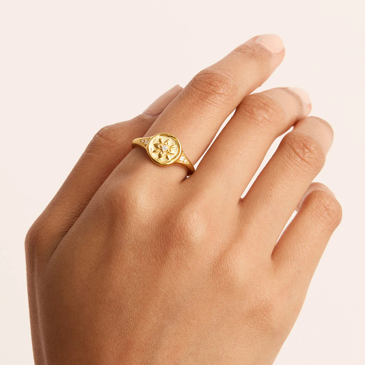 By Charlotte - Live In Love Ring - Gold