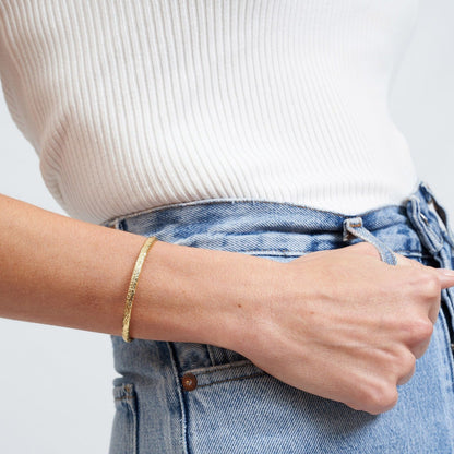 Arms Of Eve - Stevie Cuff - Gold