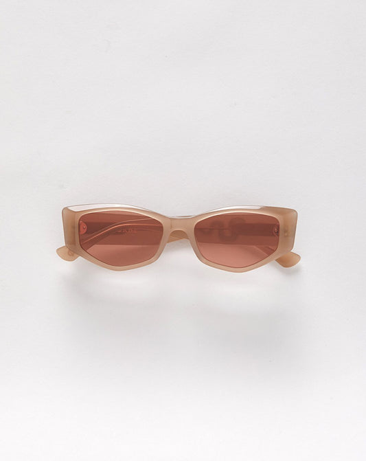 Epokhe - Guilty - Bone Polished/Amber