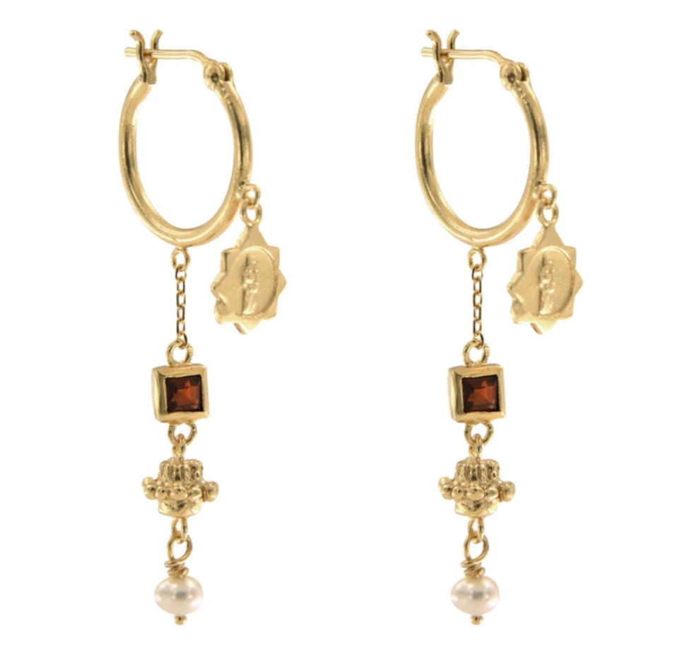 Cleopatra's Bling - Jeanne Earrings with Garnet - Gold